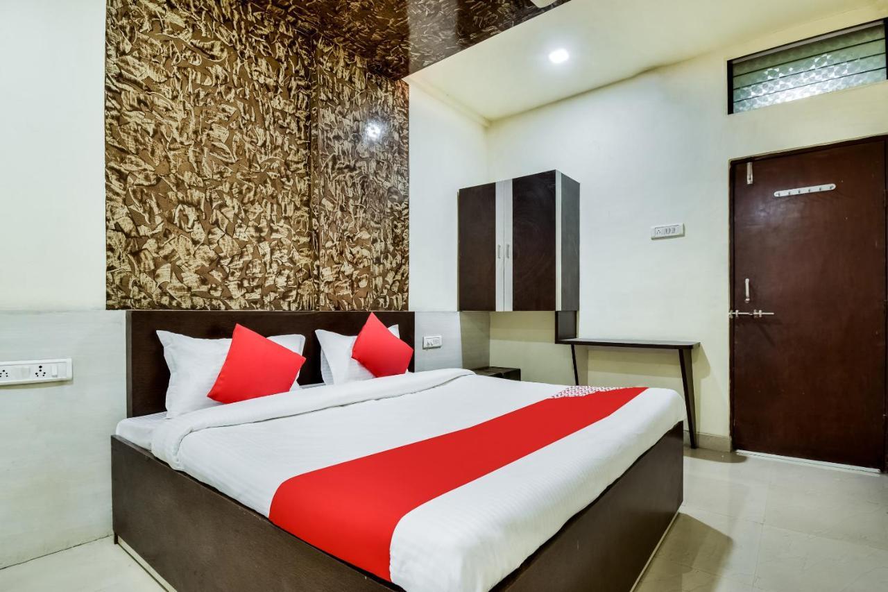 Hotel O Aryan Khāmgaon Εξωτερικό φωτογραφία